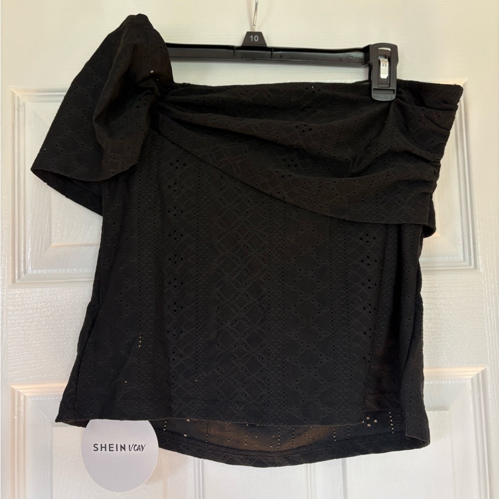 SHEIN Black Off-Shoulder Women's Top